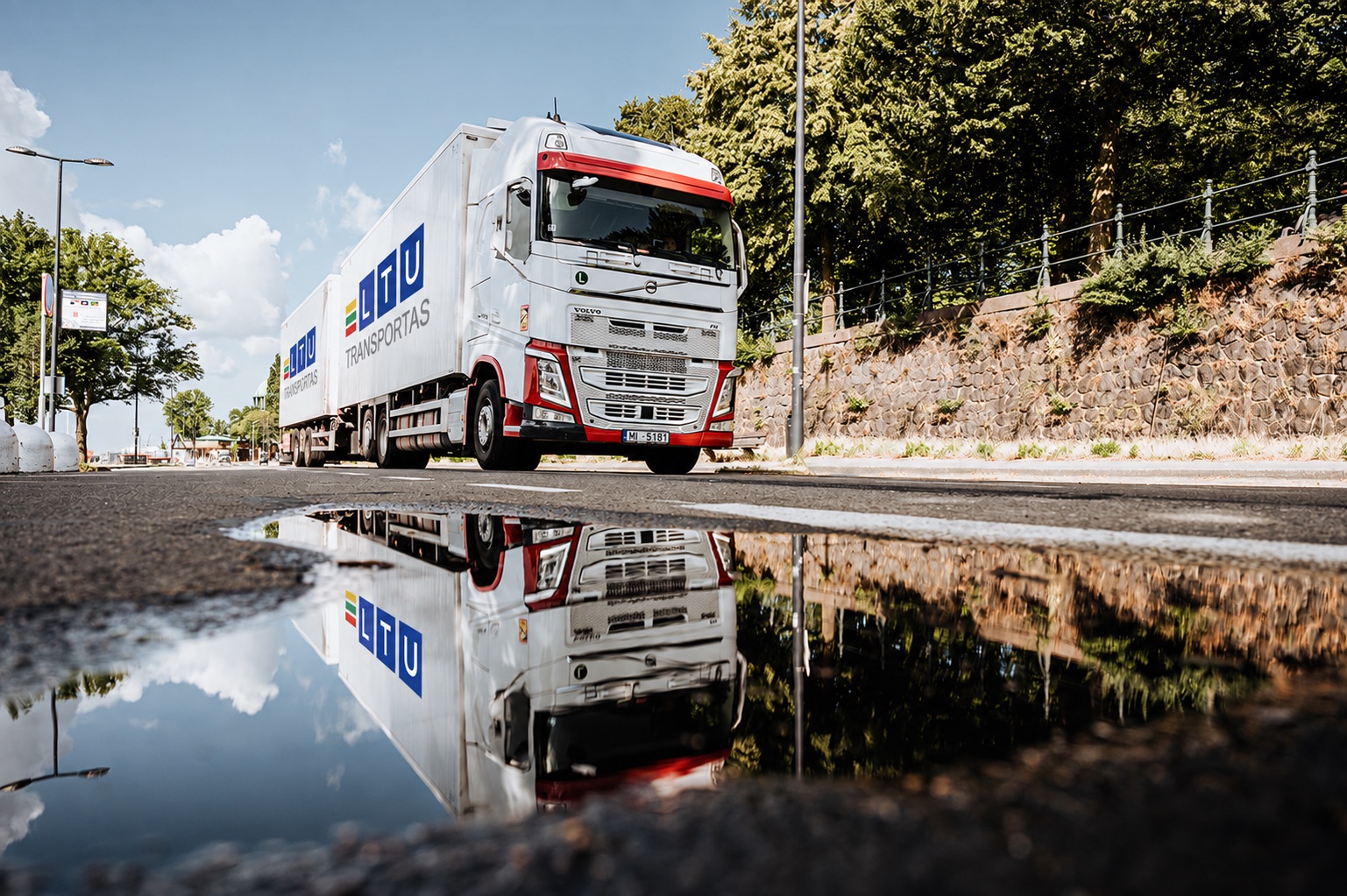 LTU Transportas truck